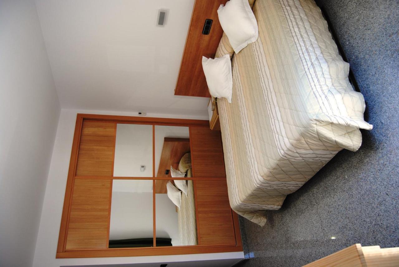 Hotel Albanta La Lantejuela エクステリア 写真