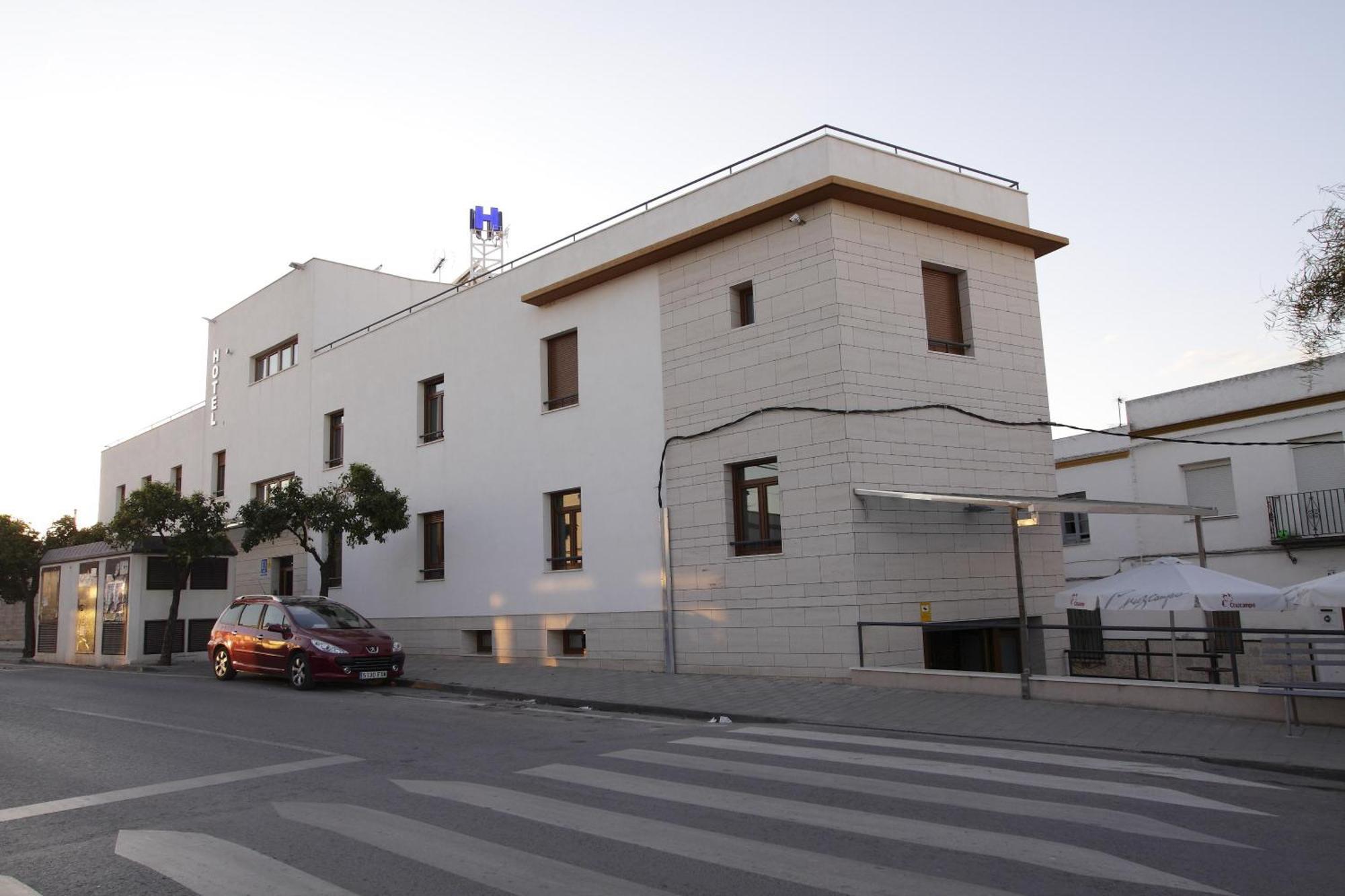 Hotel Albanta La Lantejuela エクステリア 写真